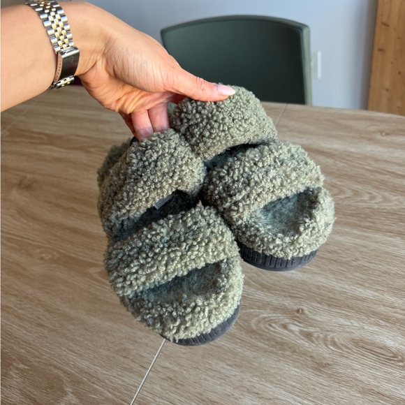 UGG Olive Fuzzy Sandals - Picture 3 of 3